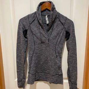 Lululemon 1/4 zip pullover.
